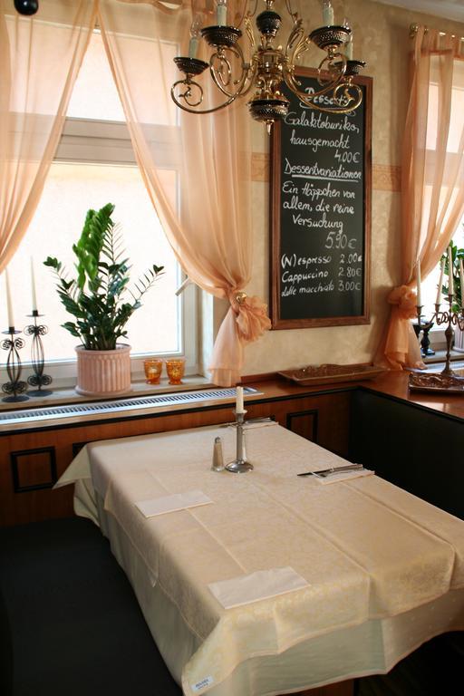 Restaurant Orakel Hotel Oberstenfeld ภายนอก รูปภาพ